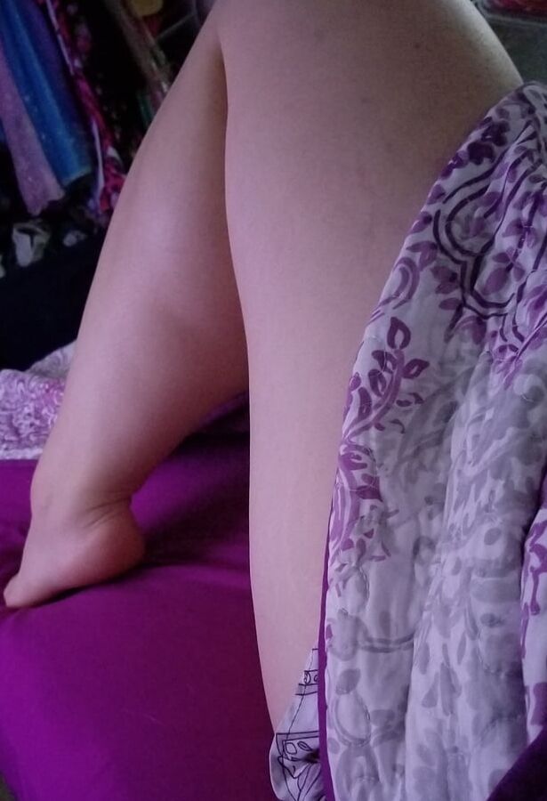 Mid day play  housewife milf