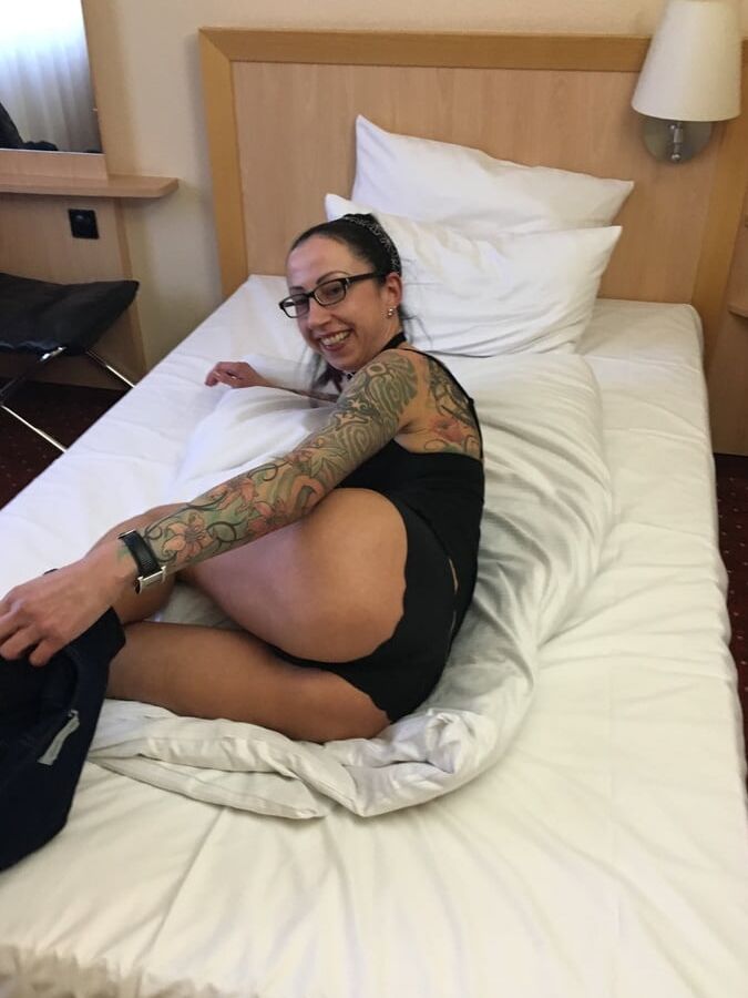 German Skinny MILF Stella Star
