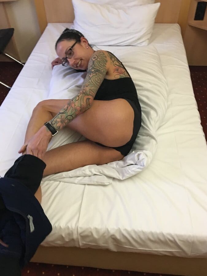 German Skinny MILF Stella Star