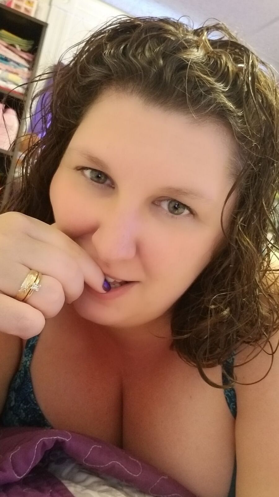 Random mashup from the week.... housewife milf