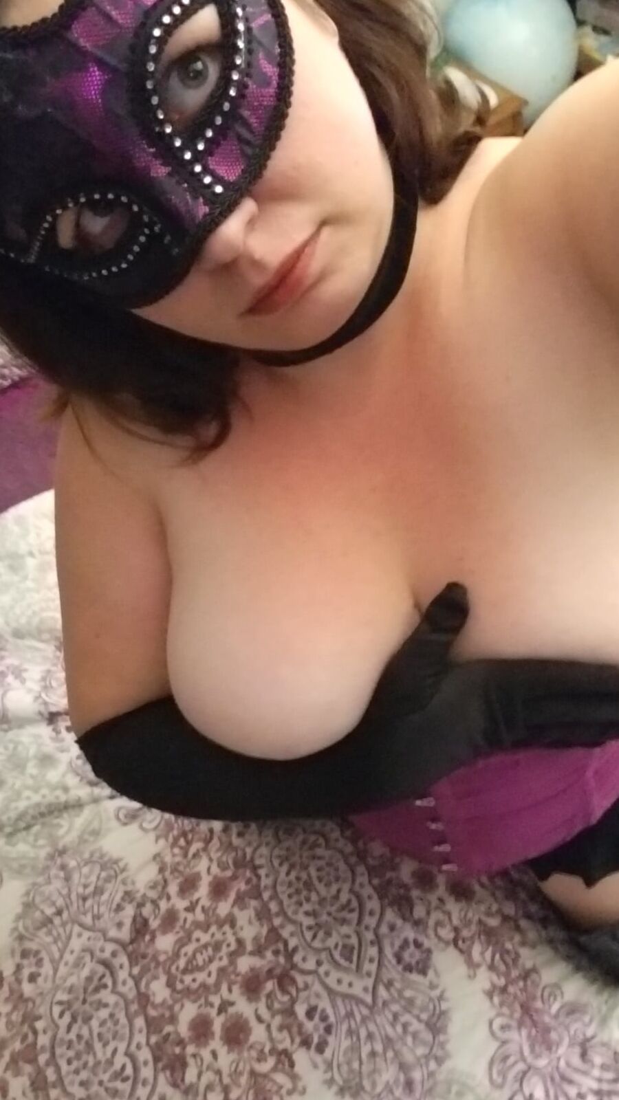 Hubby home early surprised to find wife in thighhigh boots