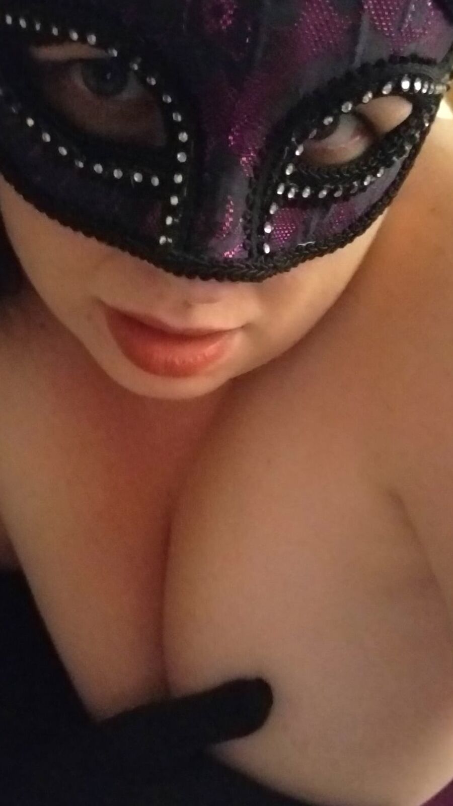 Hubby home early surprised to find wife in thighhigh boots