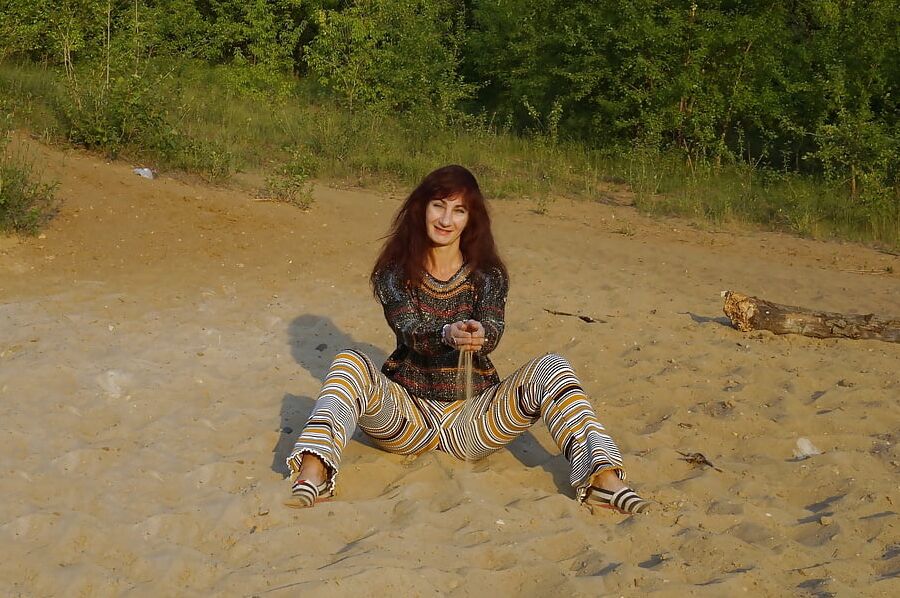On the Sand (ShopAkira pants)