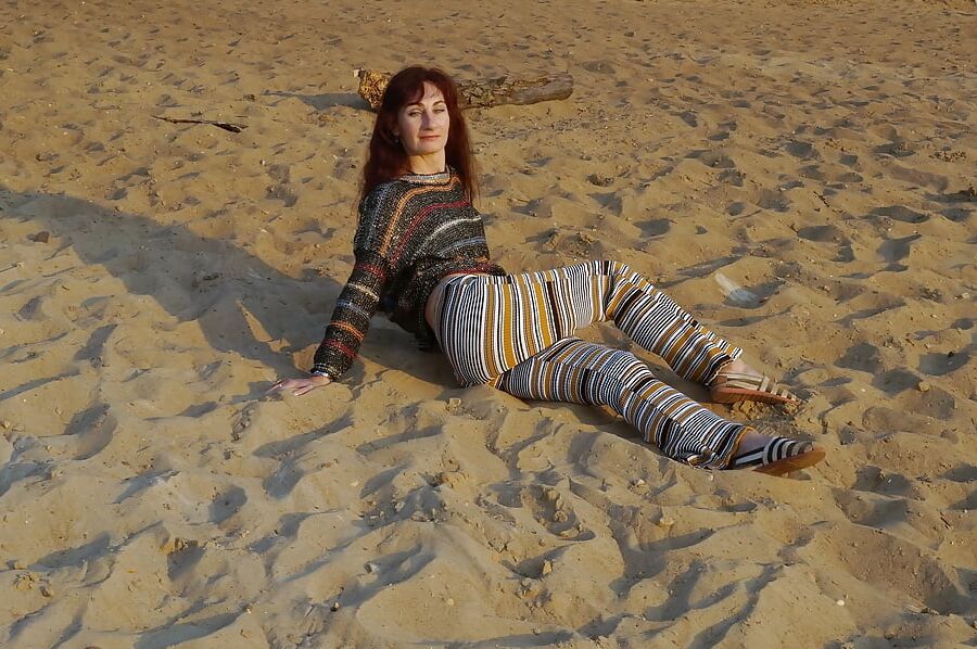 On the Sand (ShopAkira pants)