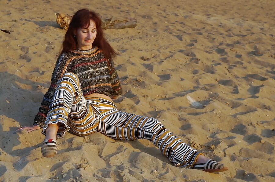 On the Sand (ShopAkira pants)