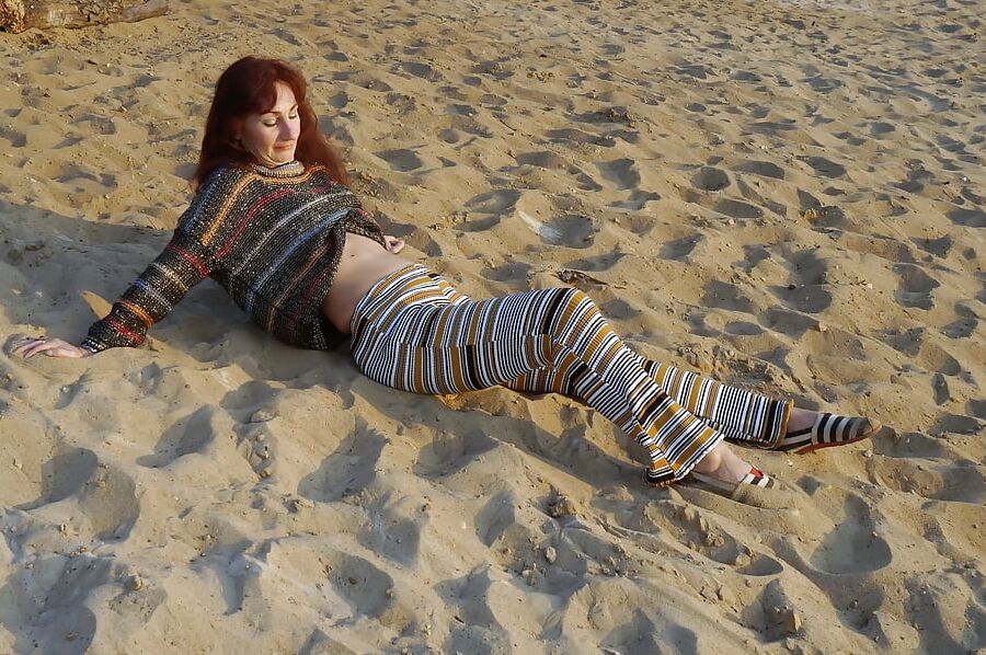 On the Sand (ShopAkira pants)