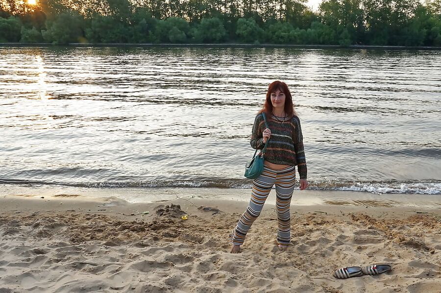 In AKIRA pants near Moscow-river in evening