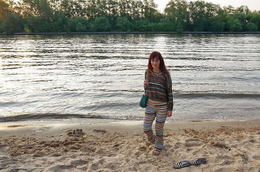 In AKIRA pants near Moscow-river in evening