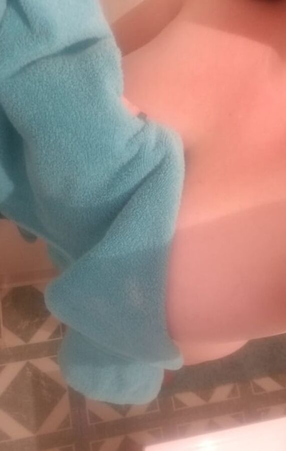 Weekly roundup - housewife milf