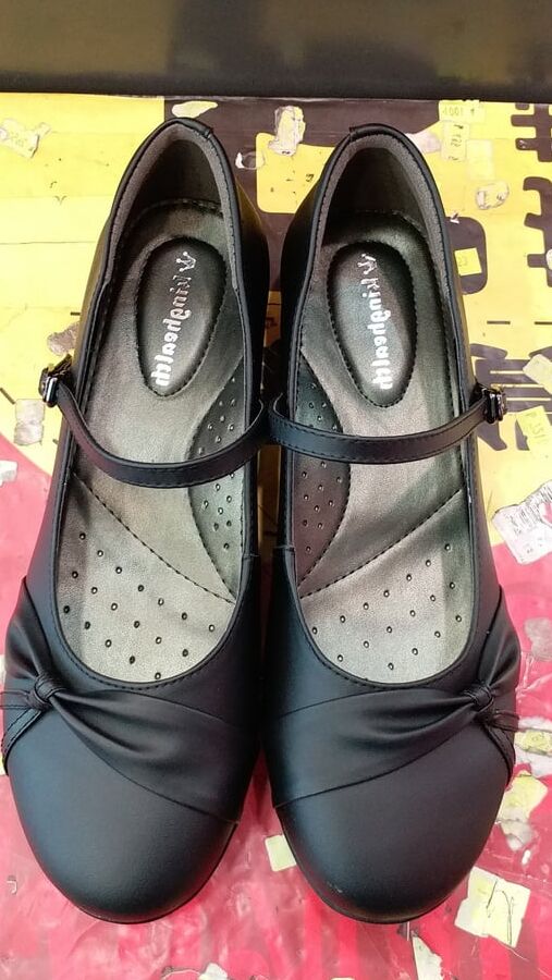 Student Shoes for Girls