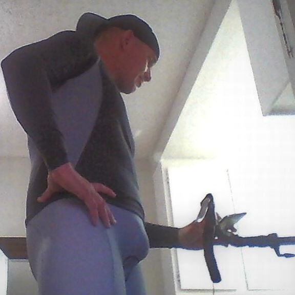 WHAT I WEAR TO MY COED CYCLING GROUP....BULGING SPANDEX!