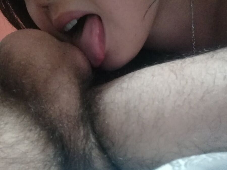 She sucks very good