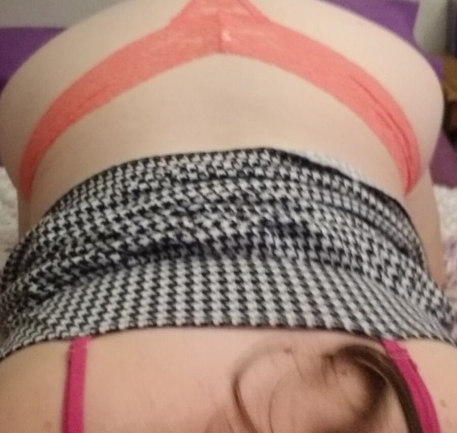 New panites, new nightie, new haircut ... milf housewife