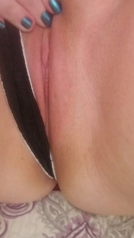 New panites, new nightie, new haircut ... milf housewife