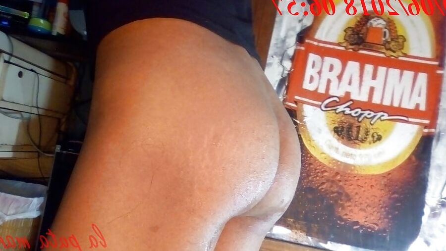 Ass cum mariaputa in short
