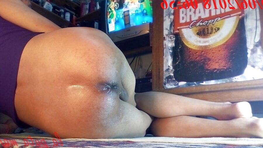 Ass cum mariaputa in short