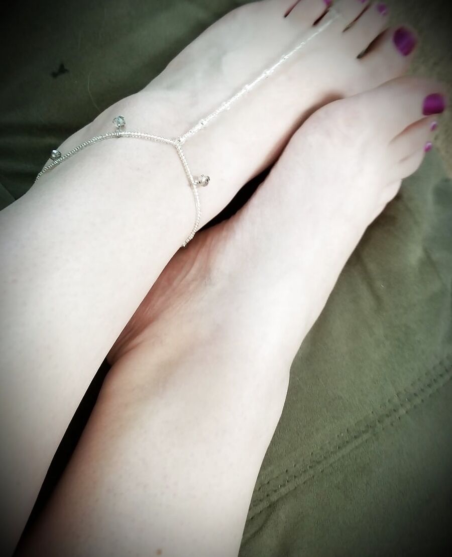 Pretty New Jewelry I made last night feet legs anklet skirt