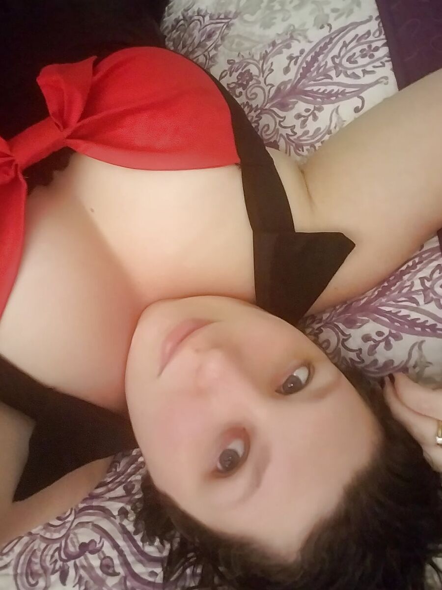 50's Glam Pinup Style Smoking Cigarette Holder Milf Wife