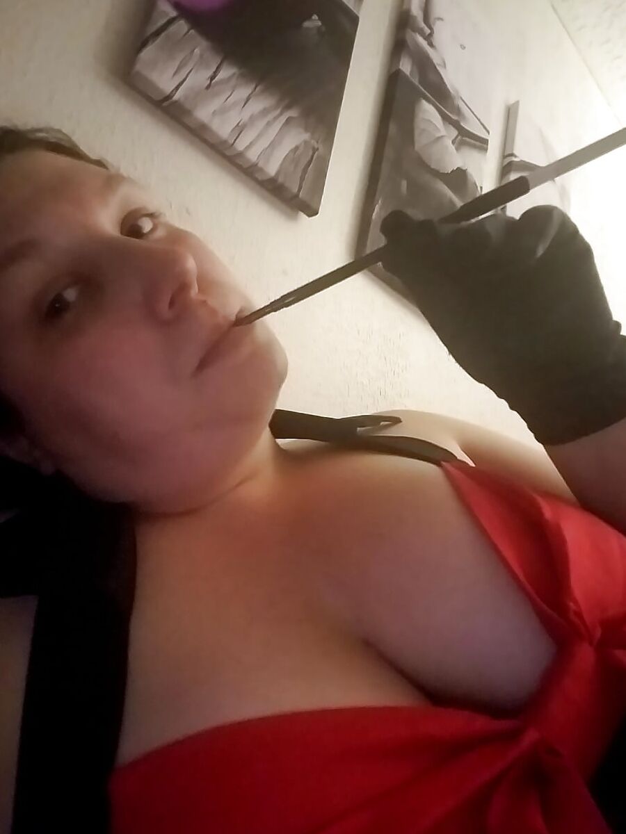 50's Glam Pinup Style Smoking Cigarette Holder Milf Wife