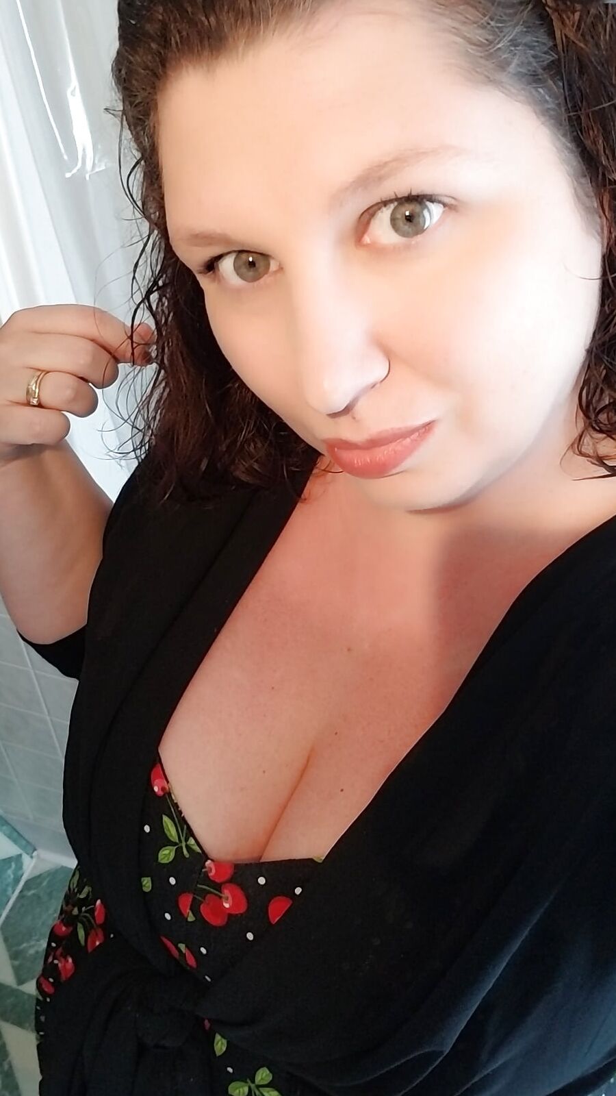 50s pinup dress.... just your average housewife & milf
