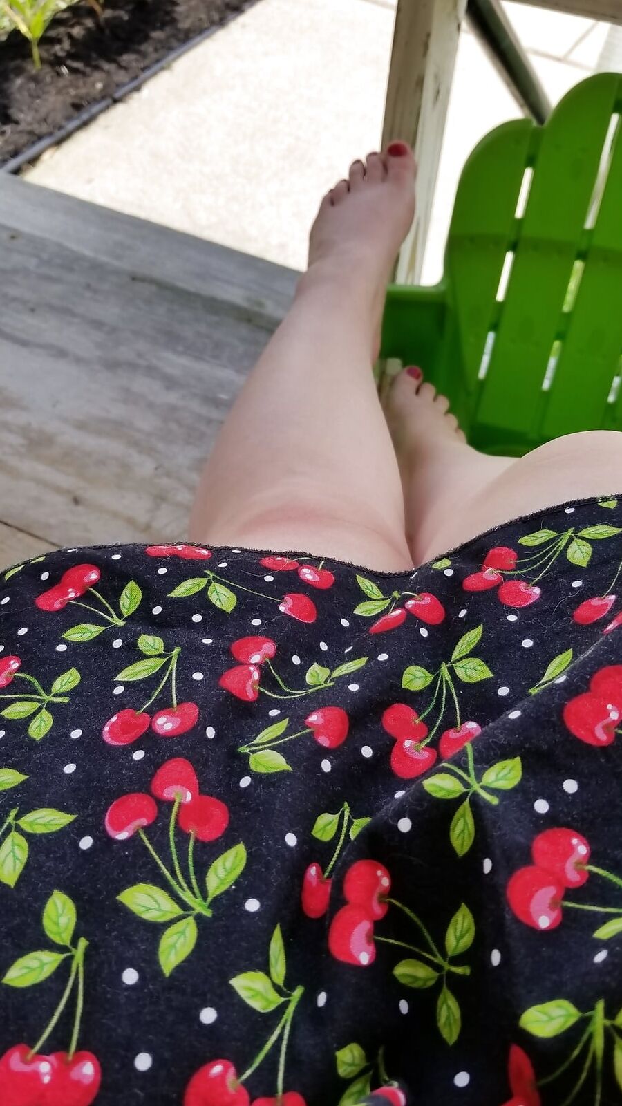 50s pinup dress.... just your average housewife & milf