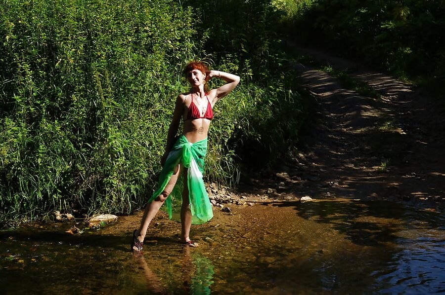 Green Shawl Volga-river