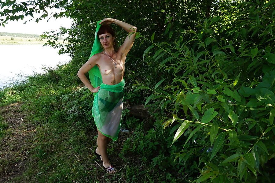 Green Shawl Volga-river