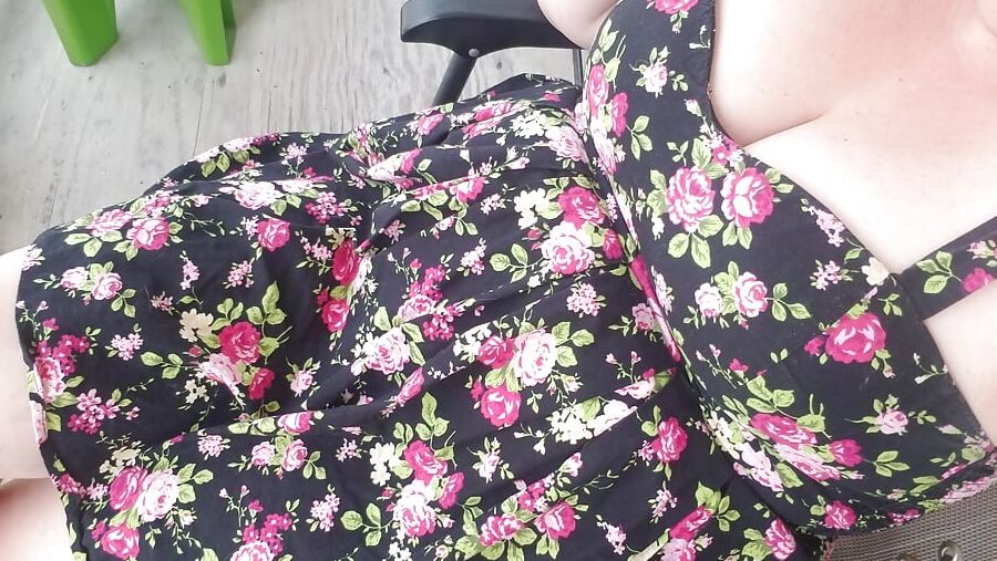 From Coffee in My pjs to Priming for Dinner & Fun in the Sun