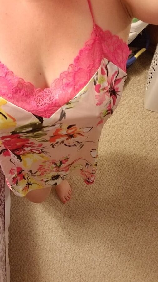 A little fun & play while the boys are away...milf housewife