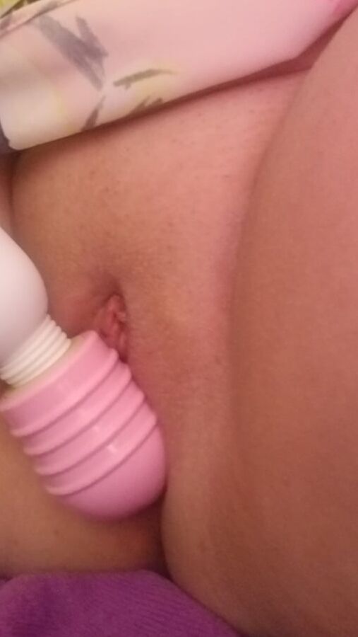 A little fun & play while the boys are away...milf housewife