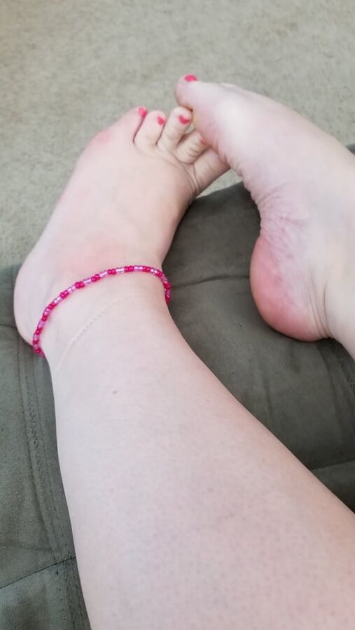 A little fun & play while the boys are away...milf housewife