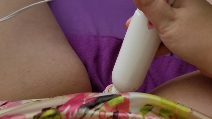 A little fun & play while the boys are away...milf housewife