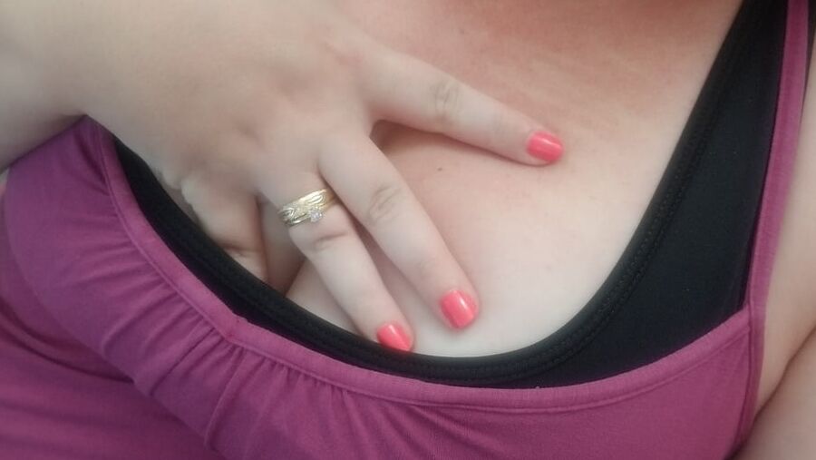Weekly roundup.... bored housewife milf