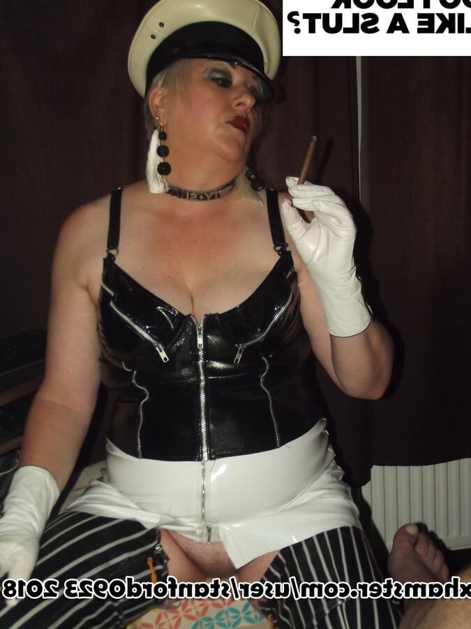 BANK HOLIDAY SLUT 2018