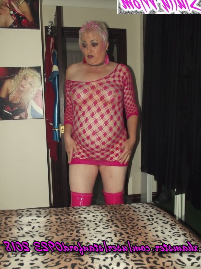 SLUTTY MUM 3