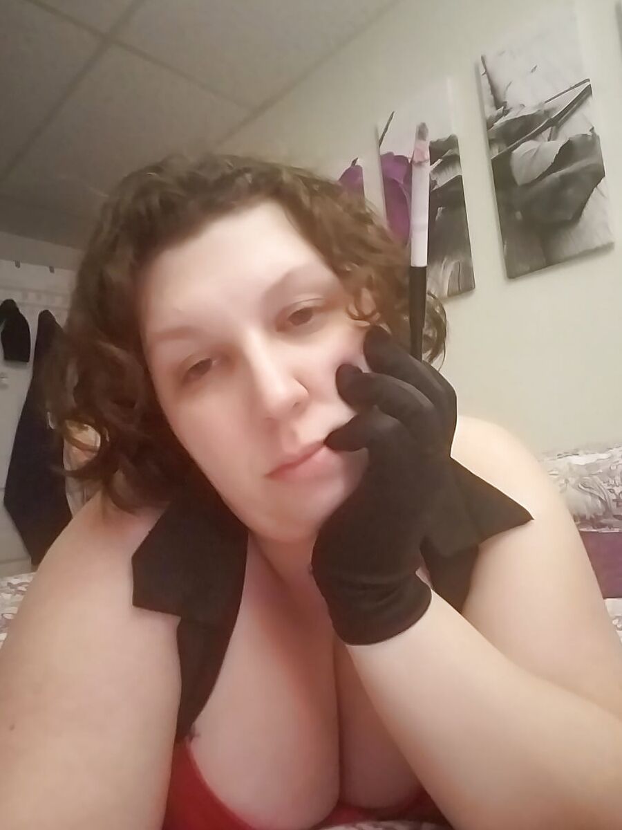 Wife & Milf  -  Random Chest - Tits - Cleavage - Boob Shots