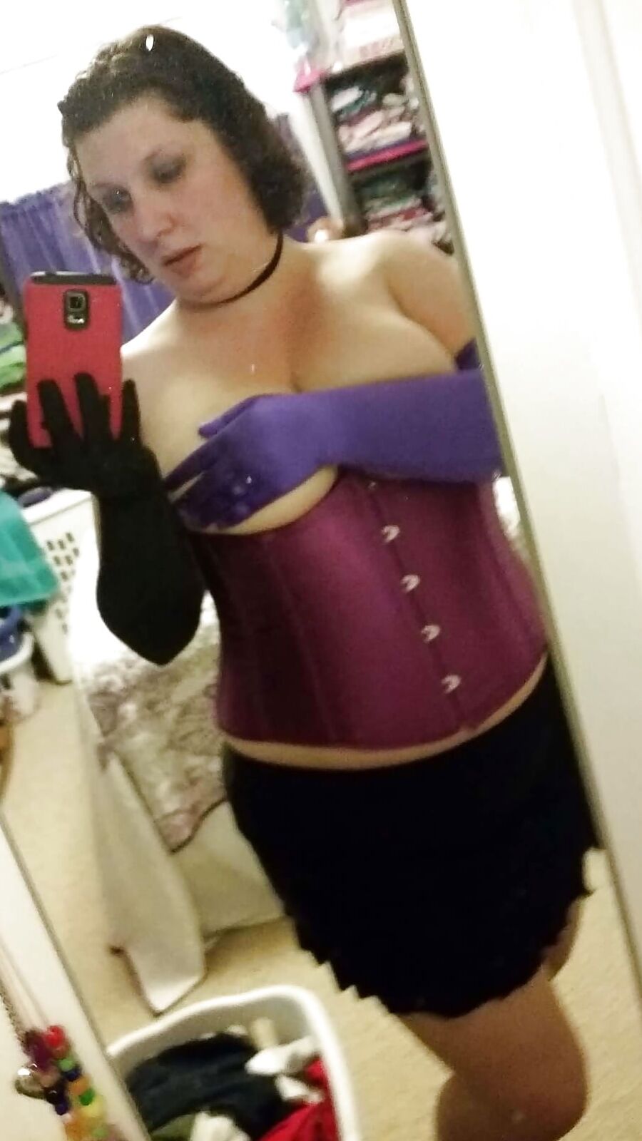 Corsets and other fun of a busty little housewife...