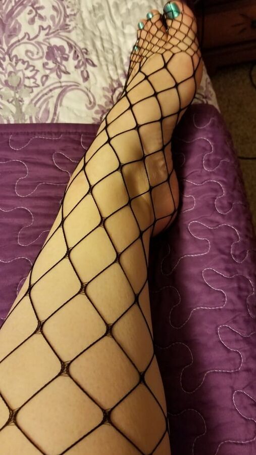 Feet, Legs, Heels & Boots of the Sweet Sexy Housewife