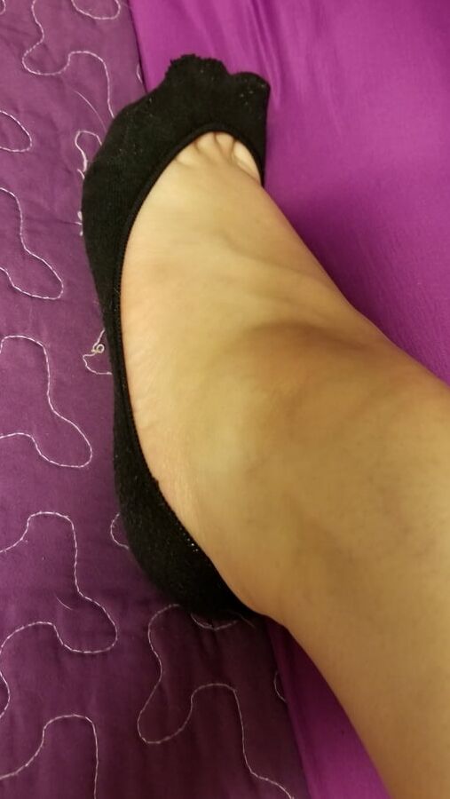 Feet, Legs, Heels & Boots of the Sweet Sexy Housewife