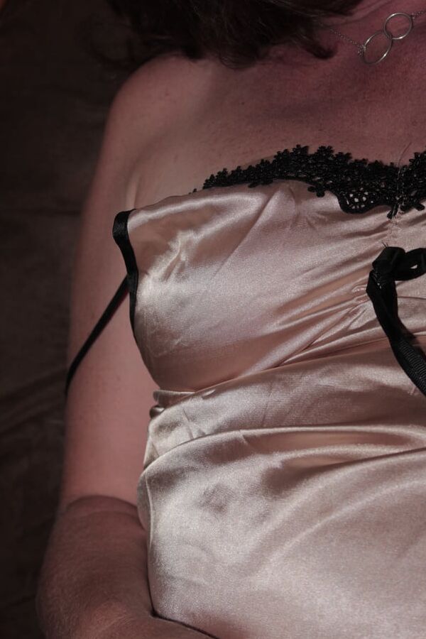 Satin Caro