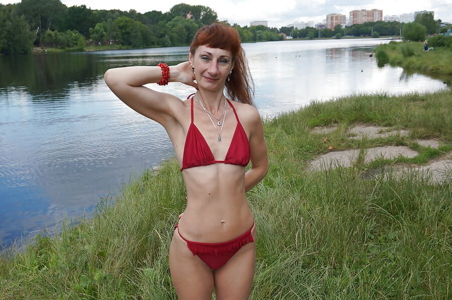 Red bikini no 2