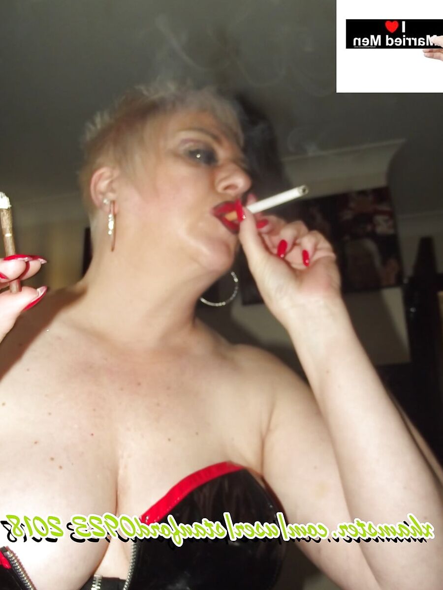 SLUT WHO LOVES MARRIED MEN