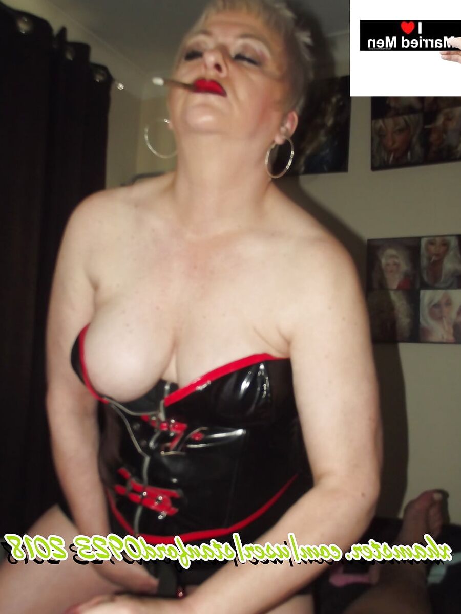 SLUT WHO LOVES MARRIED MEN