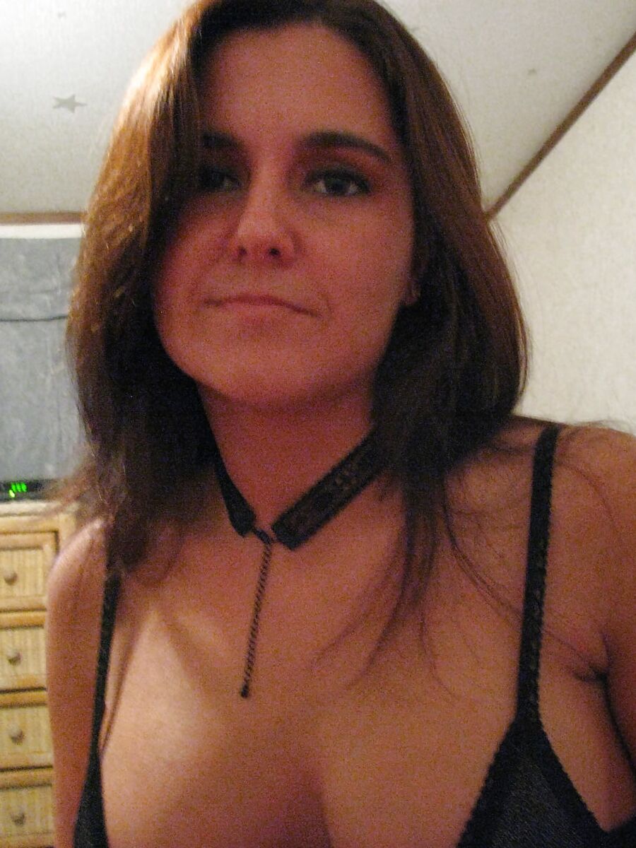 Milf in my bed shoot 3