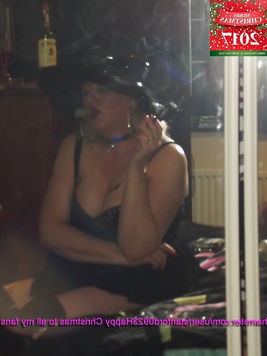 CLASSY XMAS SLUT