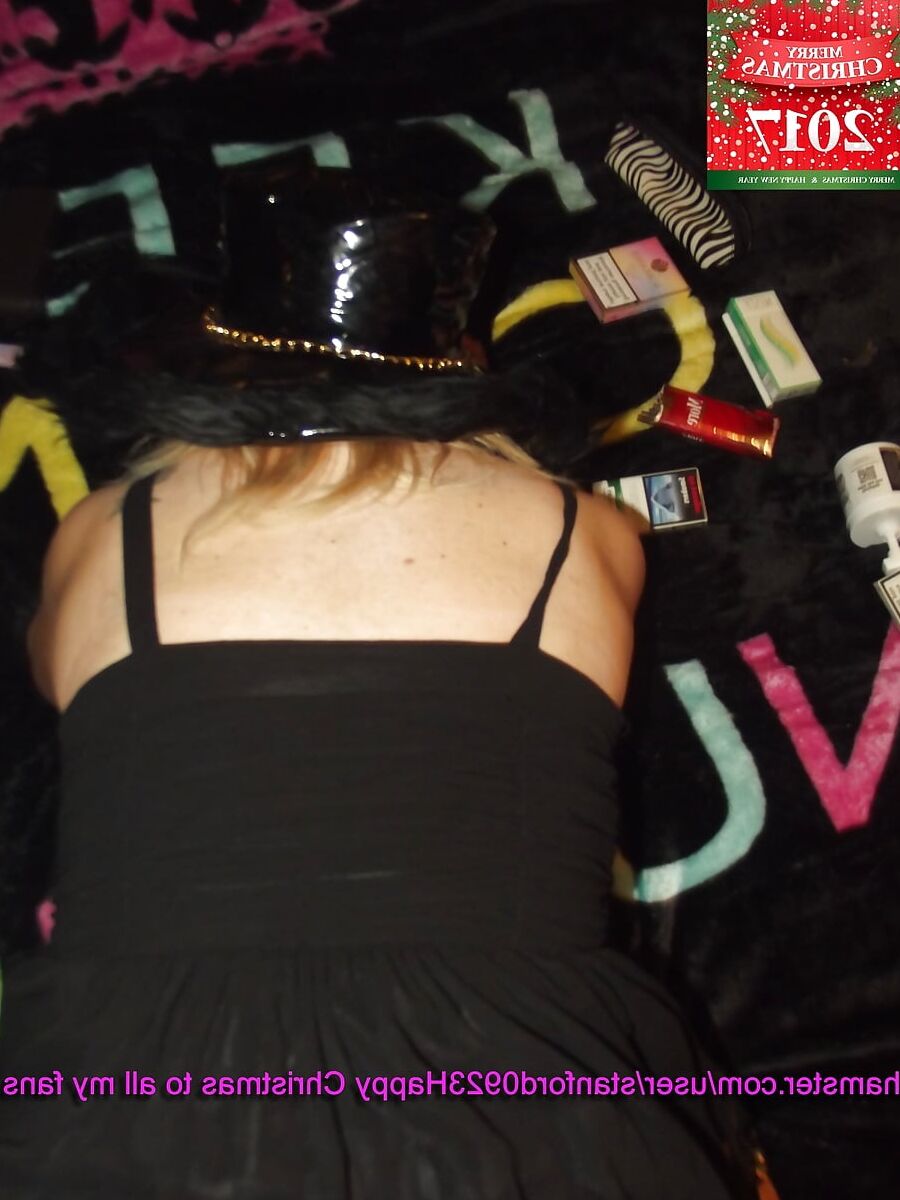 CLASSY XMAS SLUT