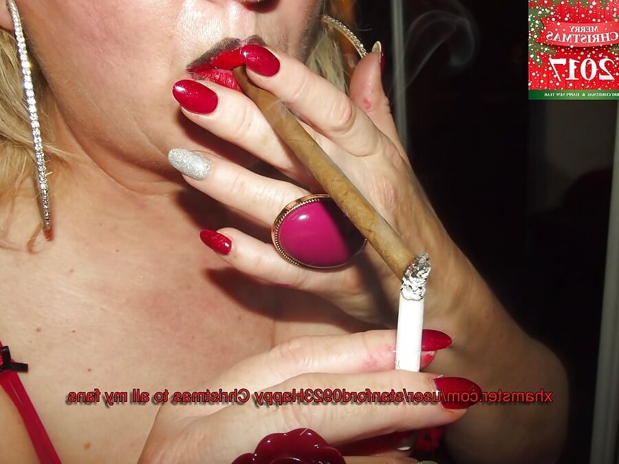 CHEAP XMAS SLUT