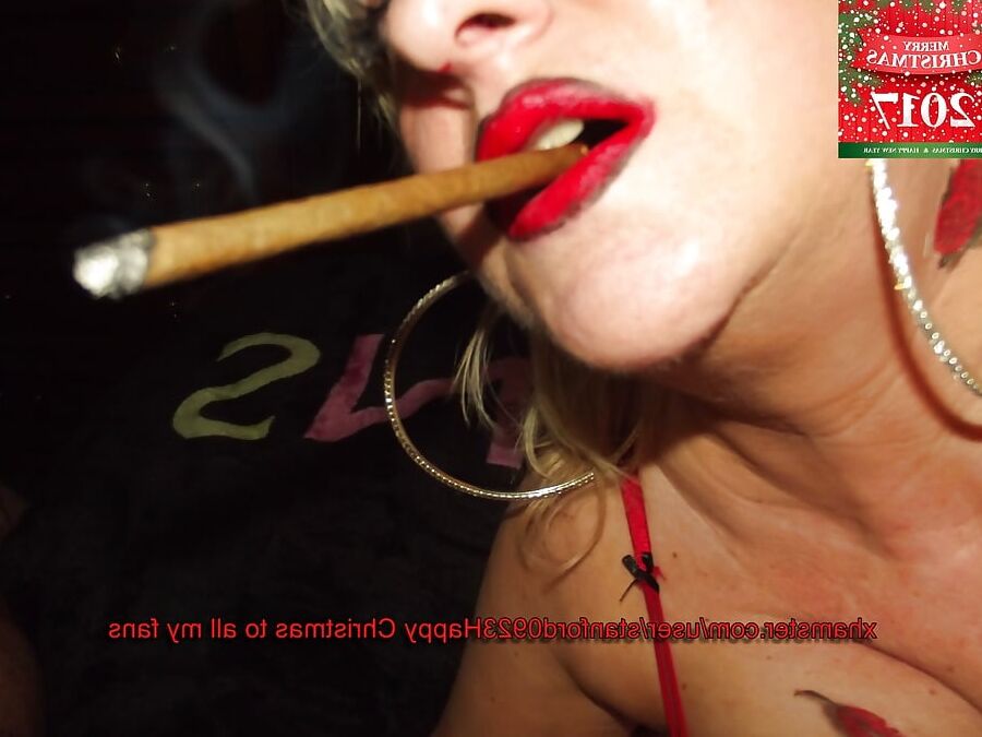 CHEAP XMAS SLUT