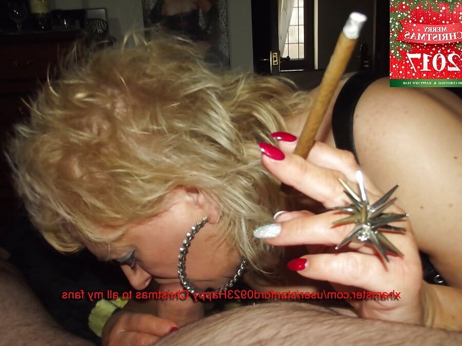 XMAS LEATHER SLUT