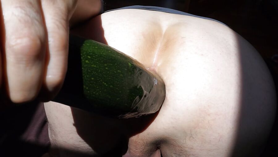 My asshole fucked by giant zuchini biiig gape